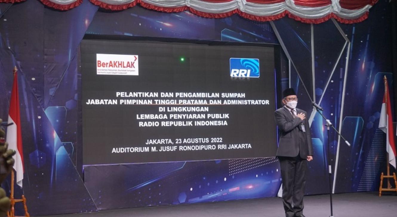 upload/berita/image/235/dirut_lpp_rri_pelantikan.jpg